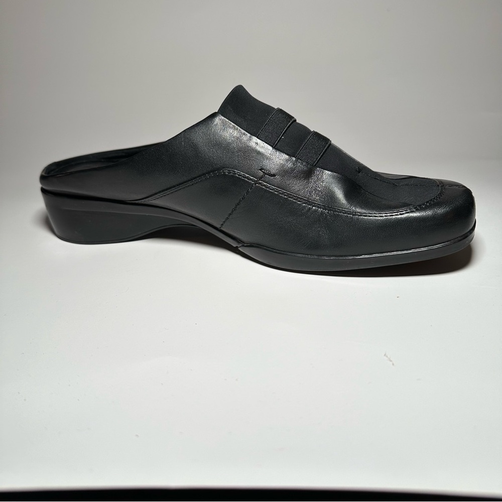 Nine West Women’s Renny Black Leather Slip On Mules Shoes. Size 9… - Picture 5 of 8